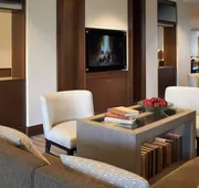 Detroit Metro Airport Marriott hotel detail image 4