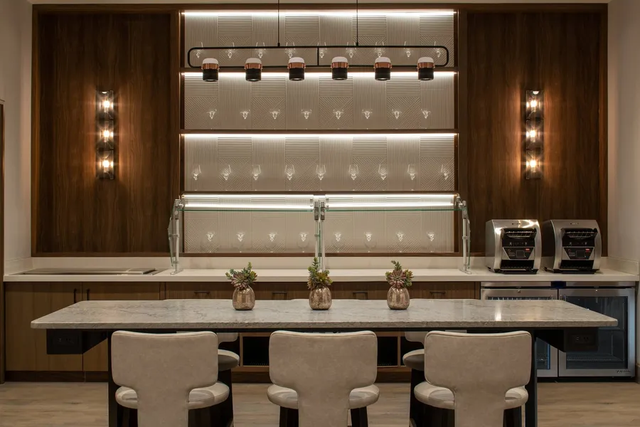 Tysons Corner Marriott hotel detail image 6