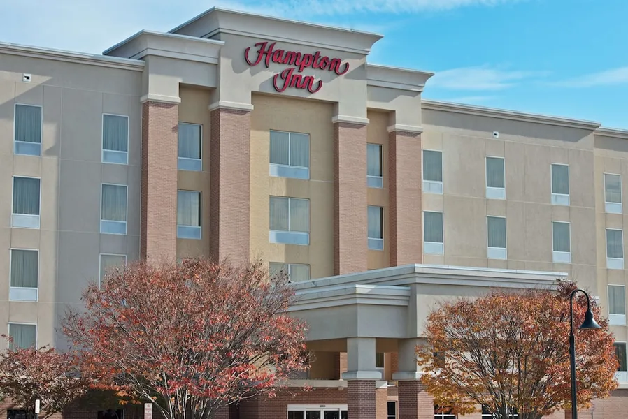 Hampton Inn by Hilton Gainesville-Haymarket hotel detail image 2