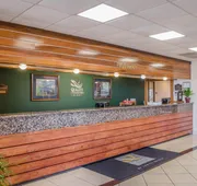 Quality Inn & Suites Pensacola Bayview hotel detail image 5