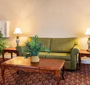 Econo Lodge Andrews Air Force Base hotel detail image 4