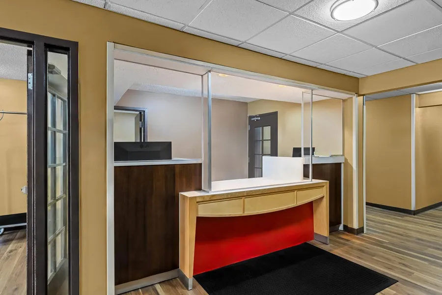 Suburban Studios Charlotte – Executive Park hotel detail image 6