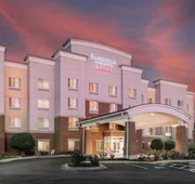 Fairfield Inn & Suites by Marriott Kansas City Overland Park hotel detail image 3