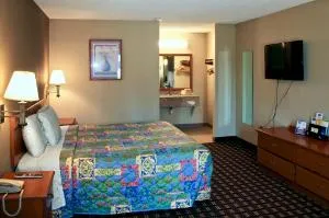 Rodeway Inn University Area hotel thumbnail 5