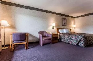 Rodeway Inn University Area hotel thumbnail 6