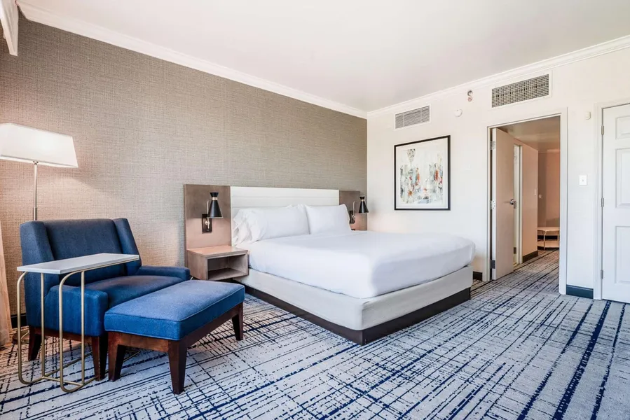 DoubleTree by Hilton South Charlotte Tyvola hotel detail image 6
