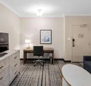 DoubleTree by Hilton South Charlotte Tyvola hotel detail image 7