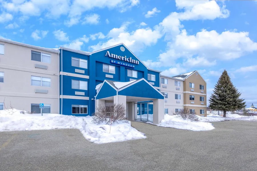 AmericInn by Wyndham Duluth hotel detail image 2