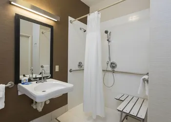 Fairfield Inn & Suites Bloomington hotel thumbnail 7