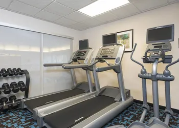 Fairfield Inn & Suites by Marriott Bloomington hotel thumbnail 8