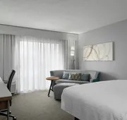 Courtyard by Marriott Charlotte Airport North hotel detail image 7