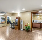 Comfort Inn Charlotte Airport Uptown hotel detail image 7
