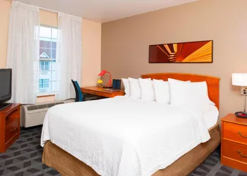 TownePlace Suites by Marriott Indianapolis Park 100 hotel thumbnail 2