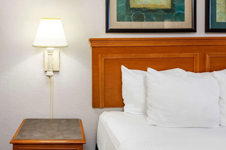 La Quinta Inn by Wyndham El Paso West hotel detail image 6