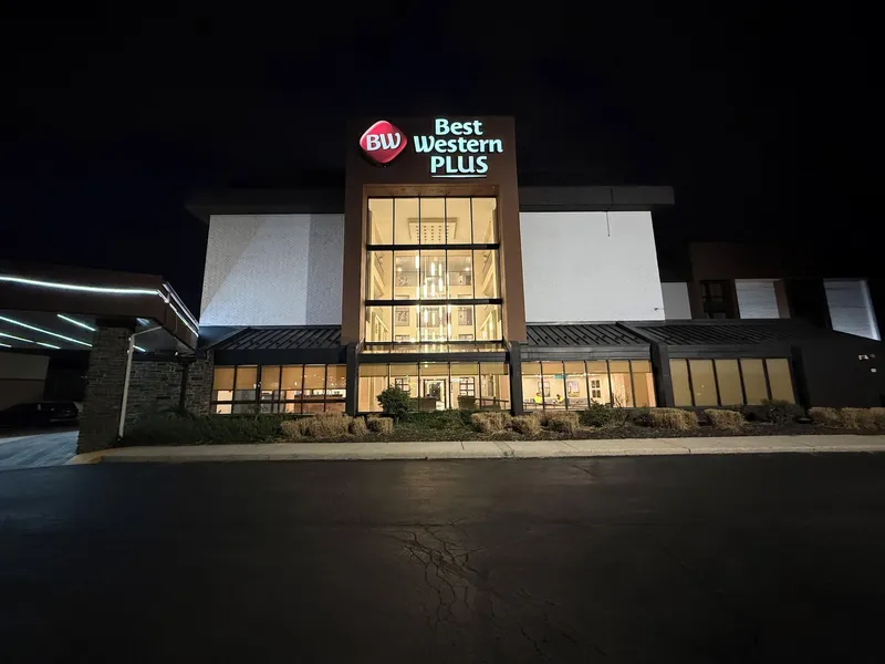Best Western Plus Indianapolis North at Pyramids hotel detail image 2