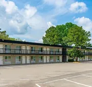 Rodeway Inn Huntsville West hotel detail image 3