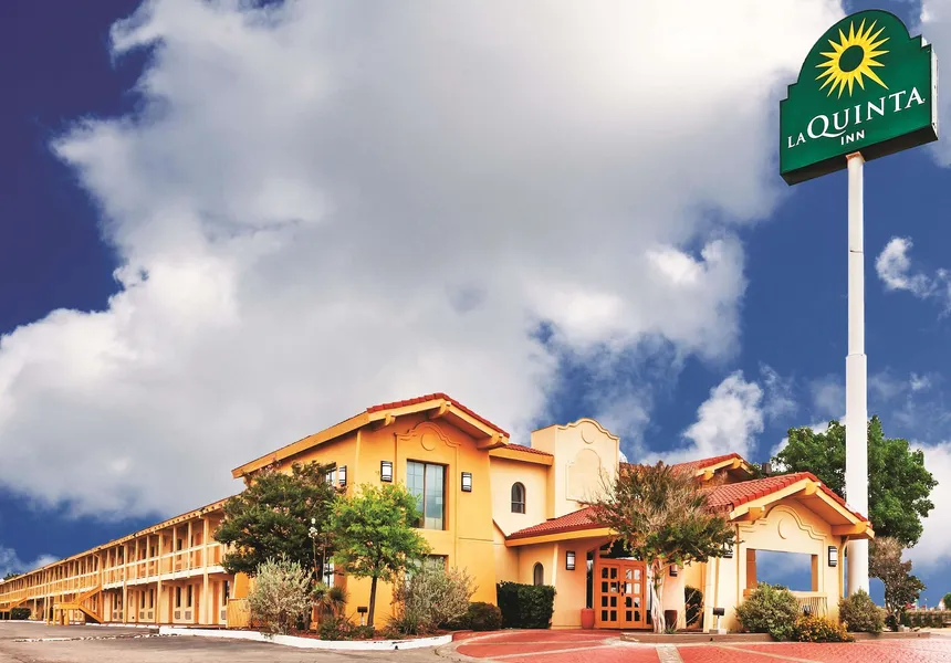 La Quinta Inn by Wyndham Odessa hotel detail image 6