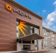 La Quinta Inn & Suites by Wyndham Lubbock West Medical Centr hotel detail image 4