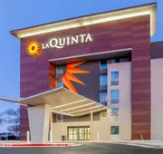 La Quinta Inn & Suites by Wyndham Lubbock West Medical Centr hotel detail image 5