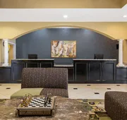 La Quinta Inn & Suites by Wyndham Pearland - Houston South hotel detail image 5