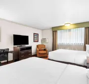 Best Western Plus Parkway Inn hotel detail image 5