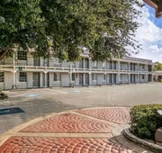 La Quinta Inn by Wyndham Dallas Uptown hotel detail image 7