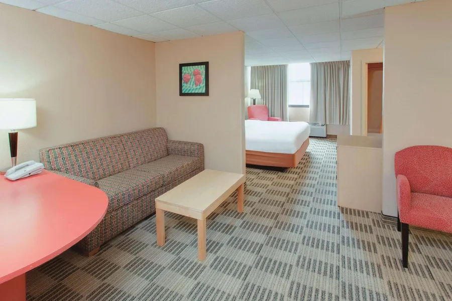 Ramada by Wyndham Fairfield NJ hotel detail image 6