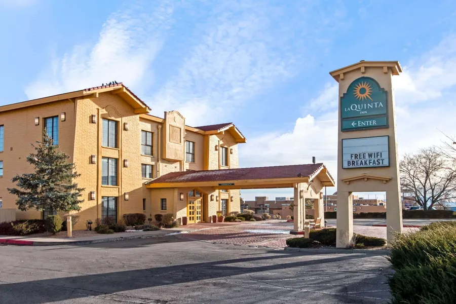 La Quinta Inn by Wyndham Santa Fe hotel detail image 2