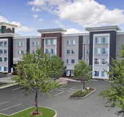 La Quinta Inn & Suites by Wyndham Columbus - Edinburgh hotel detail image 3