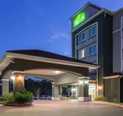 La Quinta Inn & Suites by Wyndham Leesville Ft. Polk hotel detail image 3
