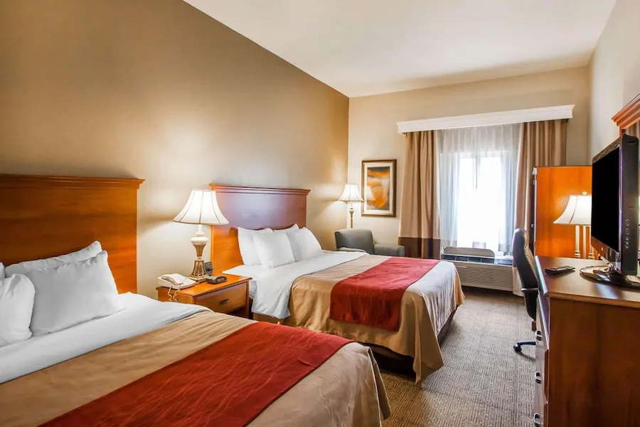 Quality Inn & Suites Germantown North hotel detail image 6