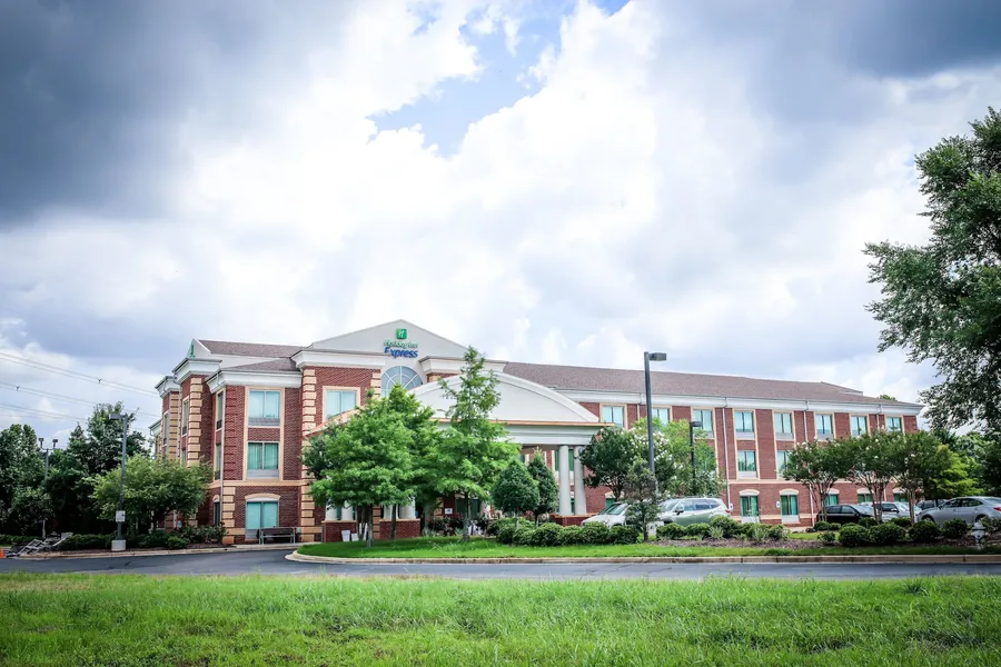 Holiday Inn Express Hotel & Suites Memphis/Germantown by IHG hotel detail image 6