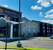 La Quinta Inn & Suites by Wyndham Memphis I-240 hotel detail image 4