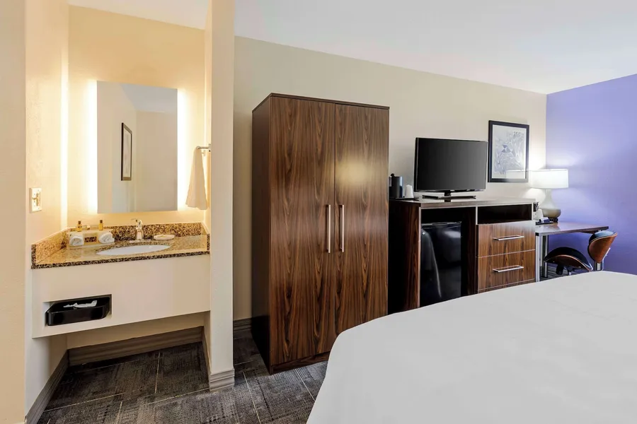Best Western Gen X Inn hotel detail image 6