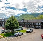 Silver Spruce Inn hotel detail image 4