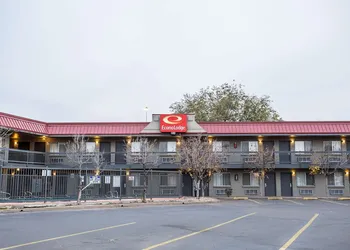 Econo Lodge Downtown hotel thumbnail 5