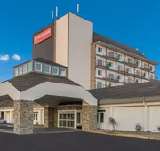 Orangewood Inn & Suites Kansas City Airport hotel detail image 3