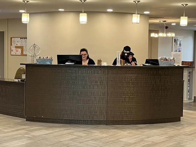 Orangewood Inn & Suites Kansas City Airport hotel detail image 6
