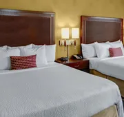 Courtyard by Marriott Kansas City Country Club Plaza hotel detail image 5