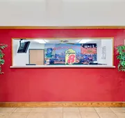 Super 8 by Wyndham Riverside/Kansas City hotel detail image 3