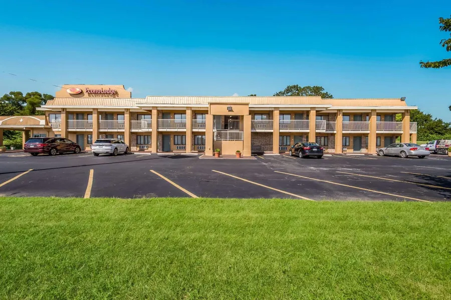 Econo Lodge Kearney - Liberty hotel detail image 2