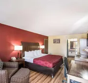 Econo Lodge Kearney - Liberty hotel detail image 4