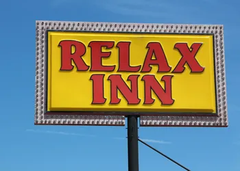 Relax Inn hotel thumbnail 3