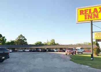 Relax Inn hotel thumbnail 6
