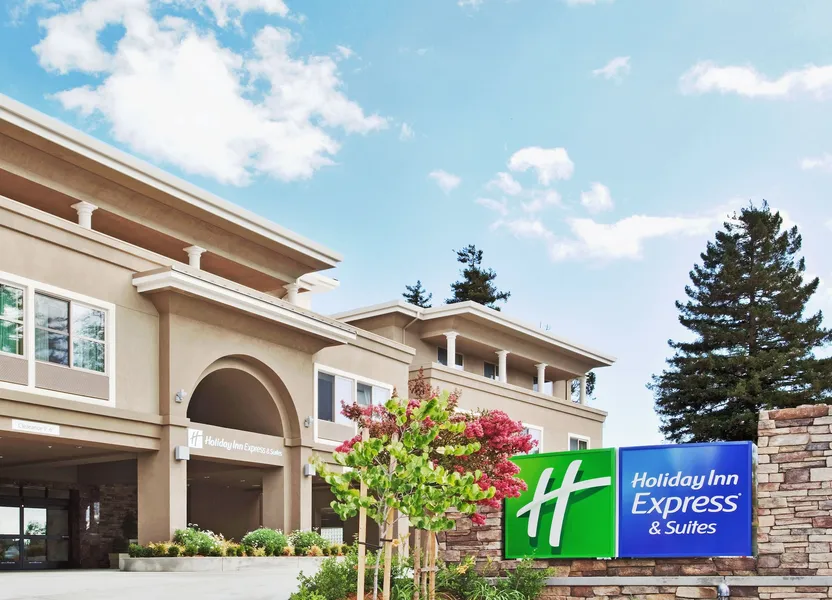 Holiday Inn Express Hotel & Suites Santa Cruz by IHG hotel detail image 2