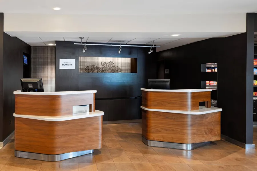 Courtyard by Marriott Cincinnati Blue Ash hotel detail image 2