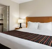 Country Inn & Suites by Radisson, Columbus Airport, OH hotel detail image 4
