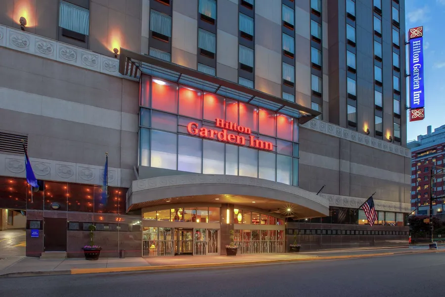 Hilton Garden Inn Pittsburgh University Place hotel detail image 2