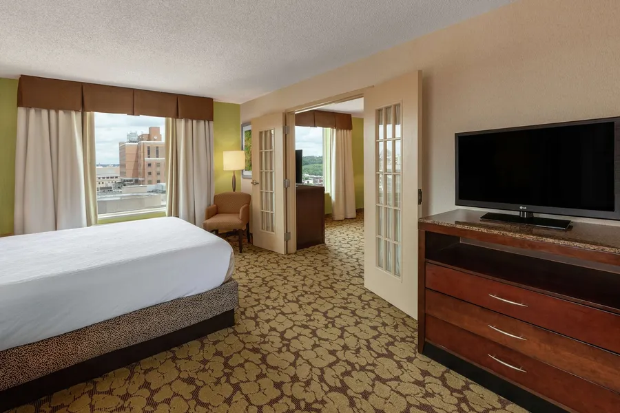 Hilton Garden Inn Pittsburgh University Place hotel detail image 6