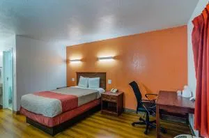 Motel 6 Troy hotel thumbnail 3